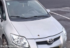 Toyota Auris 1400 D4D