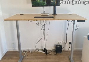 Setup Completo - Secretria Eltrica + Monitor 4K + Mac Mini M1