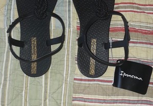 sandálias ipanema pretas novas com etiqueta