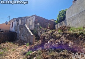 Casa de aldeia em Lamas e Cercal de 102,00 m�