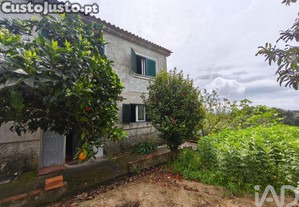 Casa de Campo T3 em Nelas de 6500,00 m²