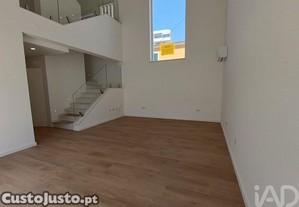 Casa / Villa T3 em Costa da Caparica de 147,00 m�