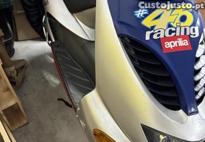 Aprilia SR 50 Rplica Rossi