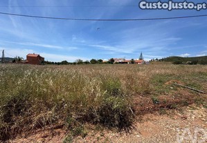 Terreno em Silves de 9360,00 m²