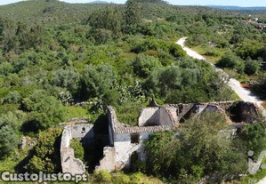 Casa / Villa em Chãos de 87,00 m²
