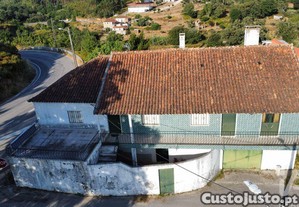 Casa / Villa T4 em Graa de 158,00 m