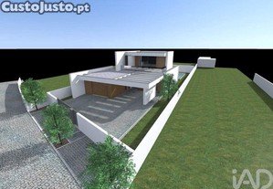 Casa / Villa T3 em Castelo do Neiva de 226,00 m²