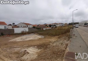 Terreno em Atouguia da Baleia de 151,00 m�