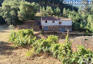 Casa de Campo em Madeir� de 124,00 m�