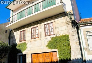 Casa / Villa T4 em Vouzela e Pa�os de Vilharigues de 210,00 m�