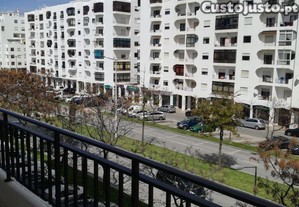 Apartamento T2 em Quarteira de 87,00 m²