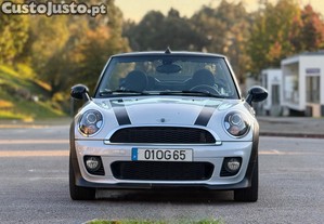 MINI Cooper D Cabrio - 13
