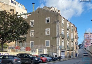 Prédio T14 em Lisboa de 980,00 m²