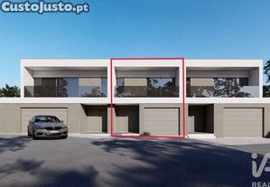 Casa T3 em Lourinhã e Atalaia de 185,00 m²