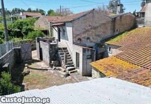 Casa tradicional T3 em São Miguel, Santa Eufémia e Rabaçal de 272,00 m²