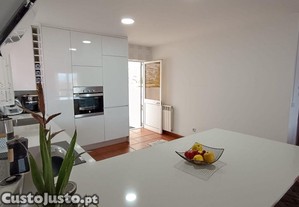 Casa / Villa T4 em Seixas de 196,00 m