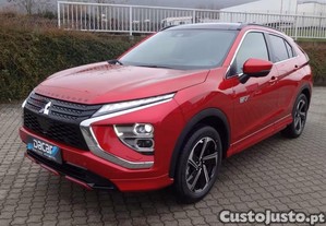 Mitsubishi Eclipse CROSS 2.4 PHEV E-MOTION - 22