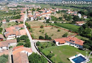 Terreno em Vilar de Nantes de 2950,00 m