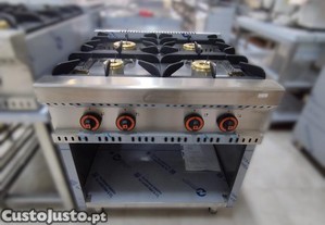 Fogo a gs com 4 queimadores e base aberta (800x800x850mm)