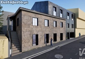 Pr�dio T9 em Penafiel de 491,00 m�