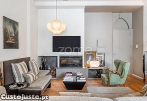 Apartamento T2 + T1 + T0 De Luxo Com Jardim Na...
