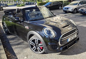 MINI Cabrio John Cooper Works - 17