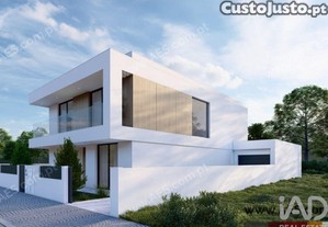 Casa / Villa T4 em Amora de 126,00 m²