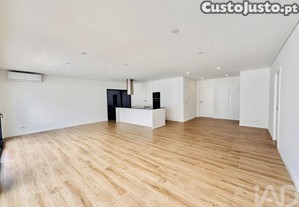 Casa / Villa T3 em Fernão Ferro de 158,00 m²