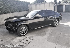 BMW 725 d Pack M Diesel - 17