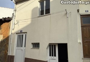 Casa T2 em Mur�a de 66,00 m�