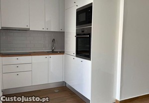 Casa / Villa T2 em Alhos Vedros de 36,00 m