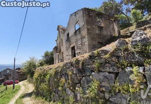 Terreno para construção em Santa Ovaia e Vila Pouca da Beira de 14960,00 m²