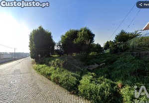Terreno em Pedroso e Seixezelo de 345,00 m²