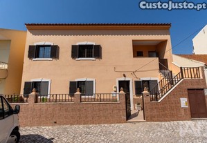 Casa / Villa T10 em Setúbal (São Sebastião) de 244,00 m²