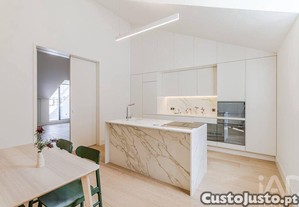 Apartamento T1 em Santa Maria Maior de 97,00 m�