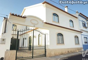 Casa / Villa T4 em Alpiarça de 436,00 m²