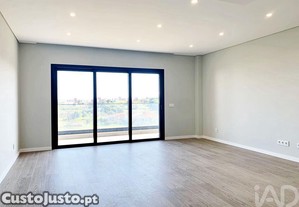 Apartamento T2 em Montenegro de 145,00 m�