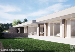 Casa / Villa T3 em Calheta de 279,00 m