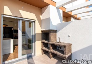 Casa / Villa T3 em Fernão Ferro de 140,00 m²