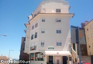 Prdio T12 em Gouveia de 638,00 m