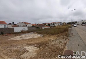 Terreno em Atouguia da Baleia de 132,00 m�
