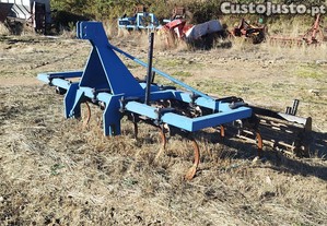 Escarificador 11 Bra�os com rolo