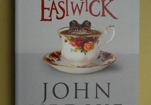 "As Viúvas de Eastwick" de John Updike