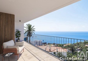 Apartamento T3 em Câmara de Lobos de 154,00 m²