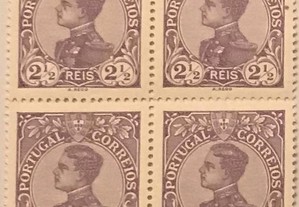 Quadra de selos novos de 2 1/2 reis - D. Manuel II - Portugal - 1910