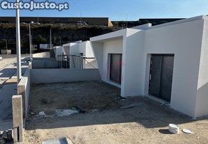 Moradia Em Banda T3 De 2 Pisos Em Constru��o Em Pias, Lousada, Porto, Lousada