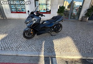 Yamaha TMAX Tech Max 560