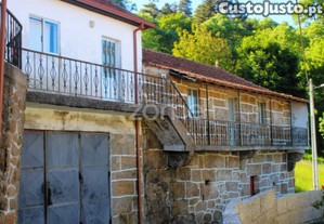 Moradia Em Contim, Montalegre