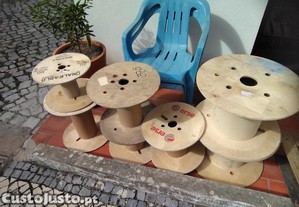 Bobines em madeira