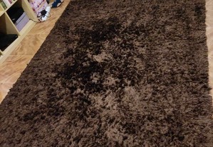 Carpete castanha